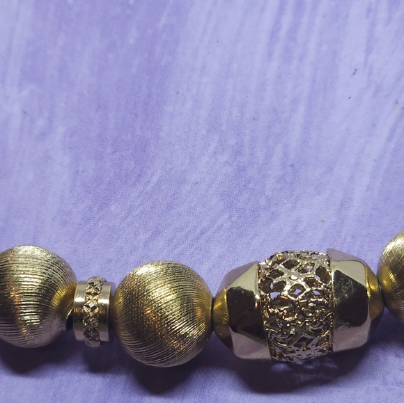 Vintage 1960s Signed Monet Goldtone Chunky Beaded Necklace - Picture 8 of 8